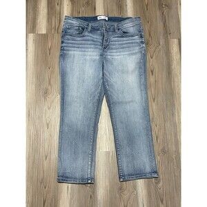 BKE Buckle Womens Size 31 Payton Ankle Jeans Light Wash Mid-Rise Universal Fit